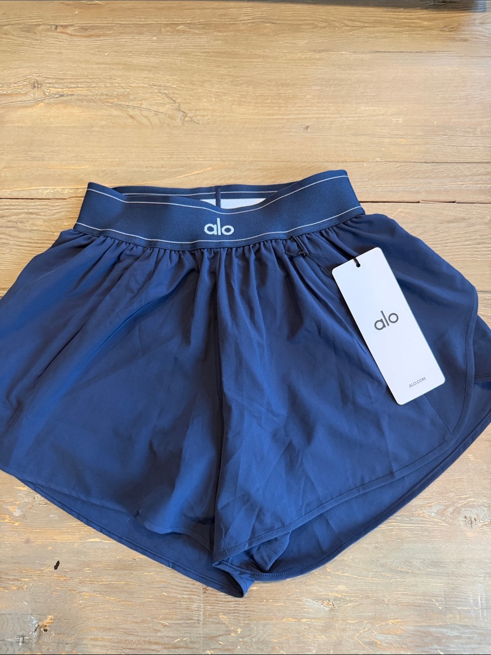NWT ALO Yoga Matchpoint Shorts Navy